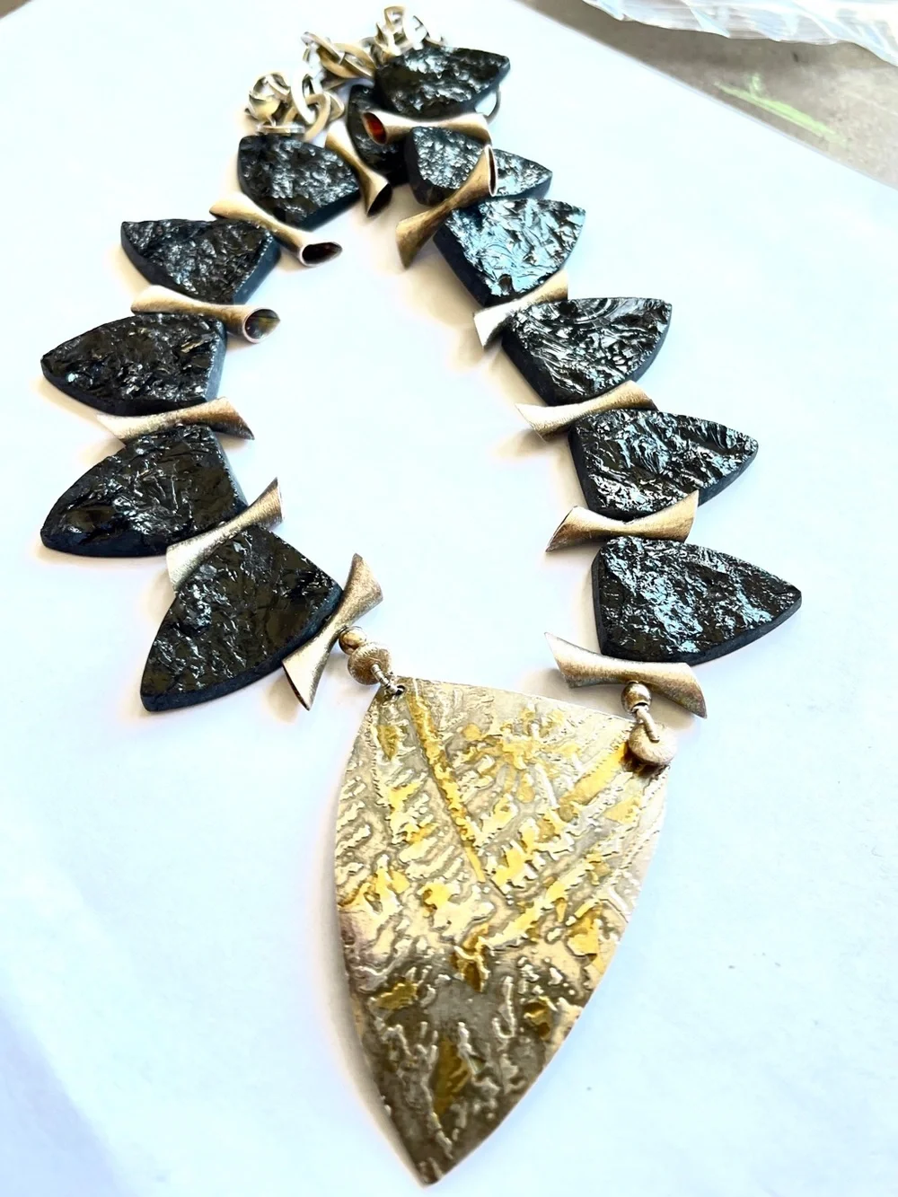 Vintage MCM Brutalist Artisan 925, 22k Gold Black Tourmaline Shield Necklace